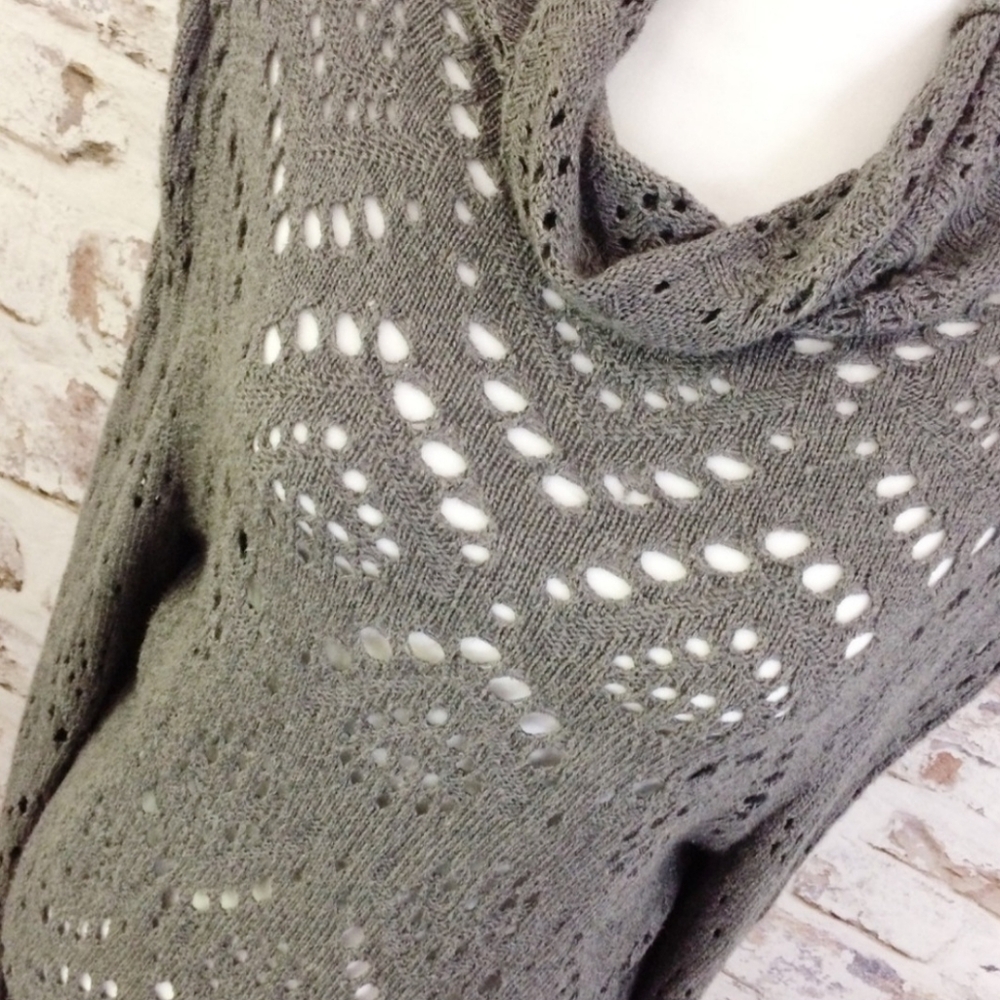 Free People Shoot From The Heart Pullover Sweater - Picture 5 of 7